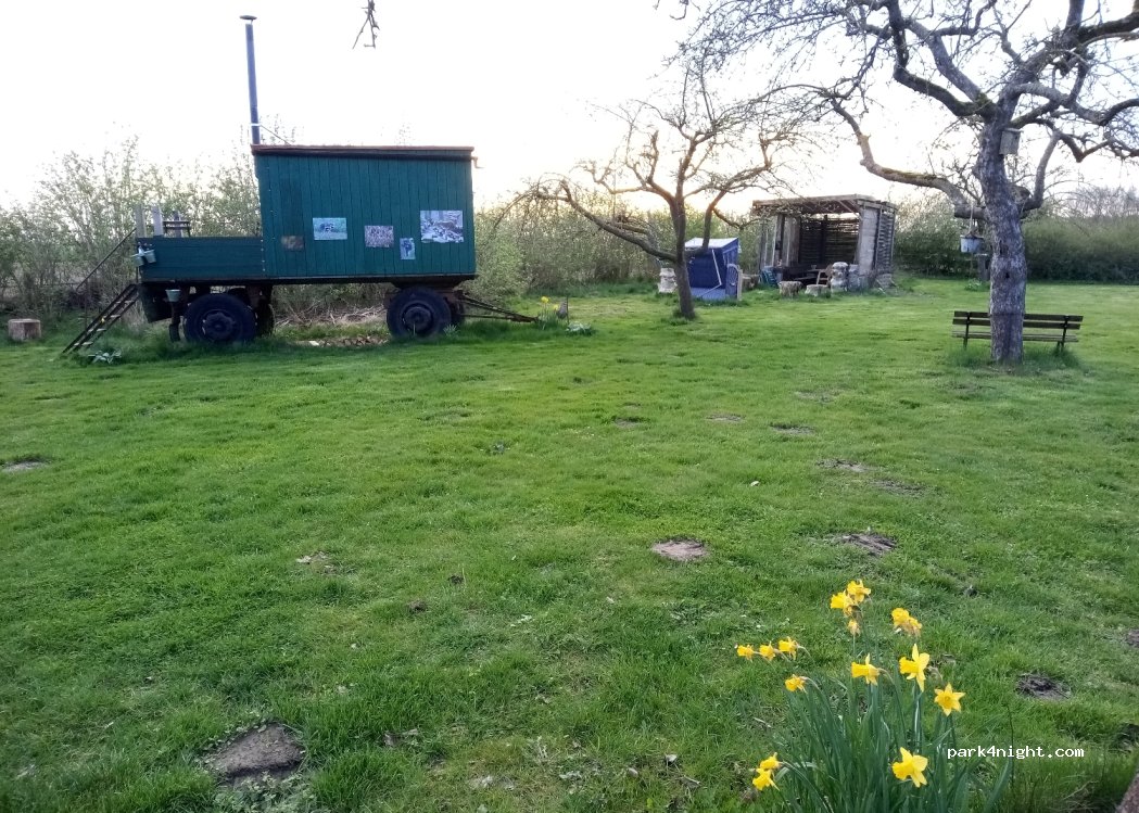 Altes Verwalterhaus (Mikro-Campingplatz, Schäferwagen) — foto 2