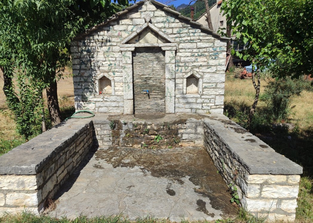 (441 00) Konitsa - EO Kozanis Ioanninon — foto
