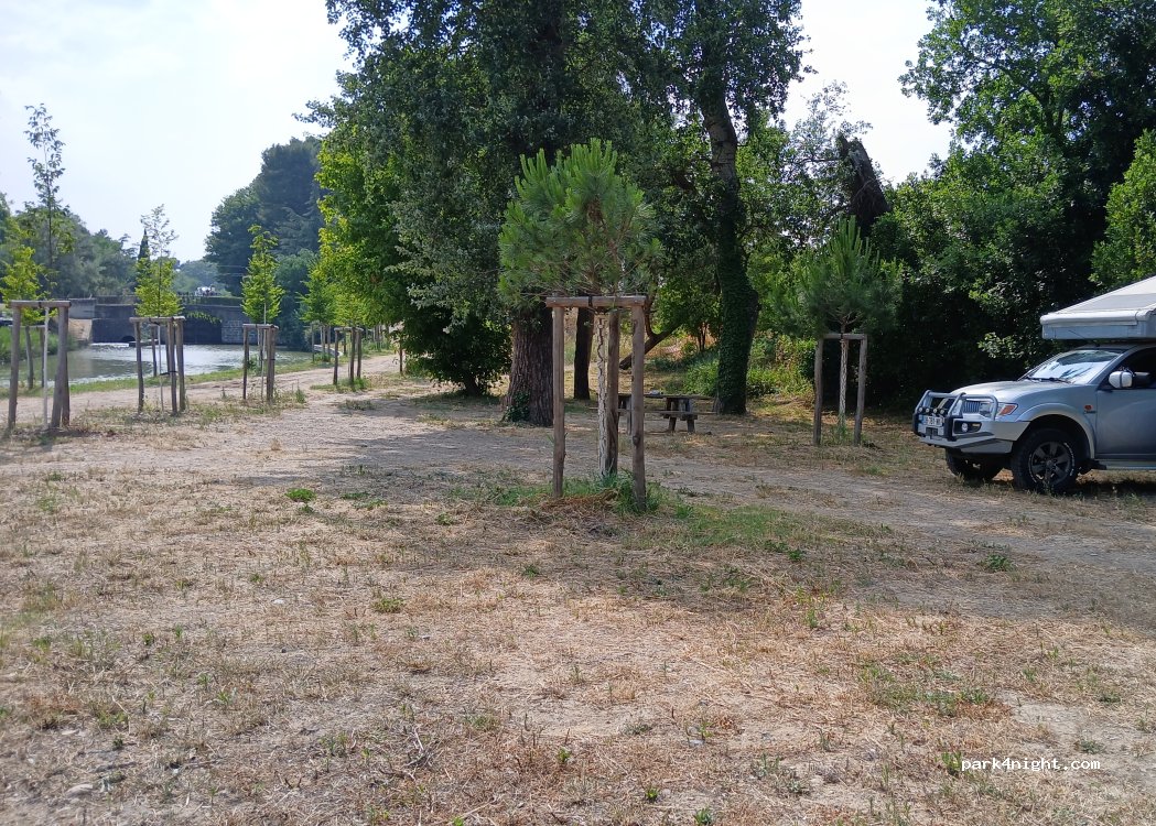 (11700) Puichéric - 24 Route de Rieux — foto 4