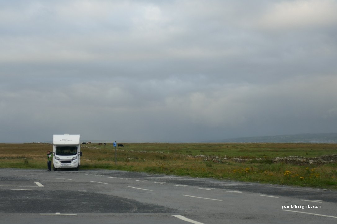 Cliff of Moher - Parking — foto