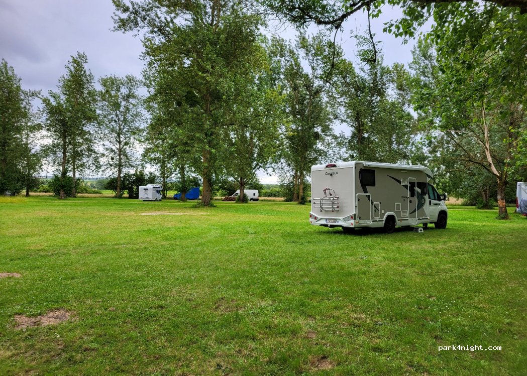 Aire de camping-car classique Nonsard — foto