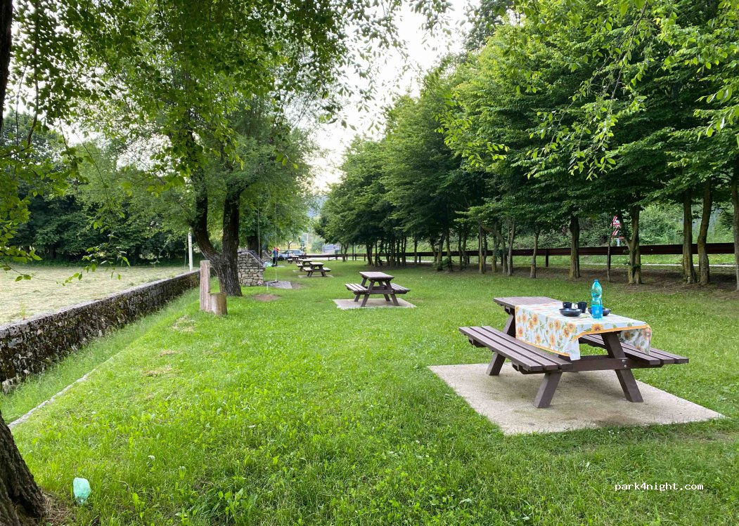 (37010) San Zeno di Montagna - 20 Via Prada — foto