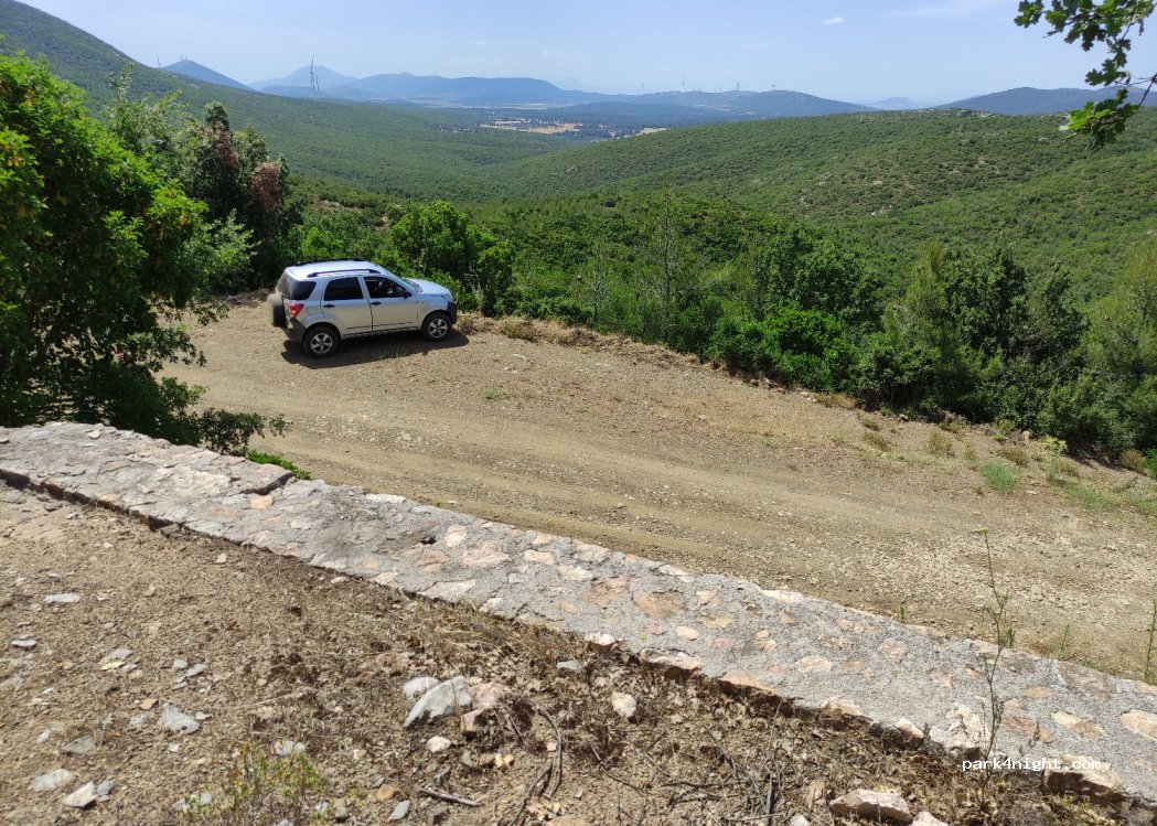 (133 45) Fili - Unnamed Road — foto