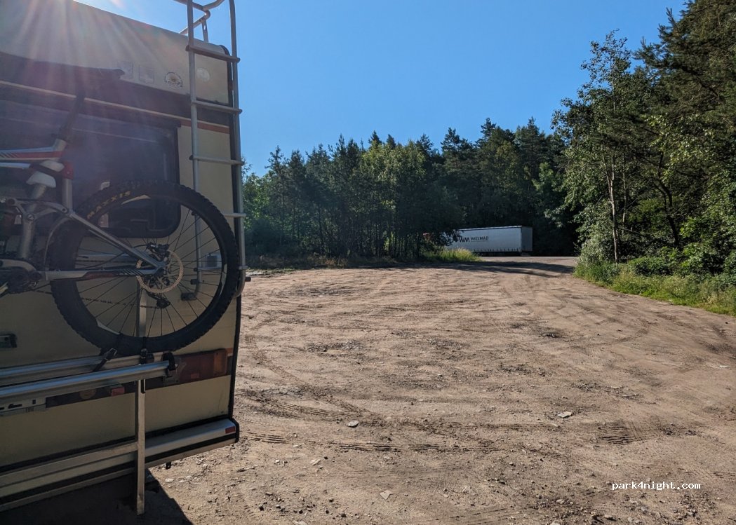 (42-480) Poręba - 166 Górnośląska — foto