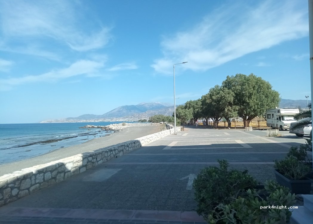 (722 00) Ierapetra - 15 Dandraki Lioudaki — foto 2