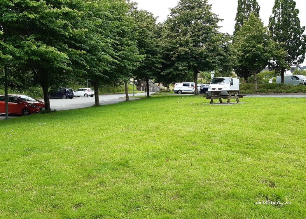 (29800) Landerneau - 92 Rue de la Tour d'Auvergne — foto