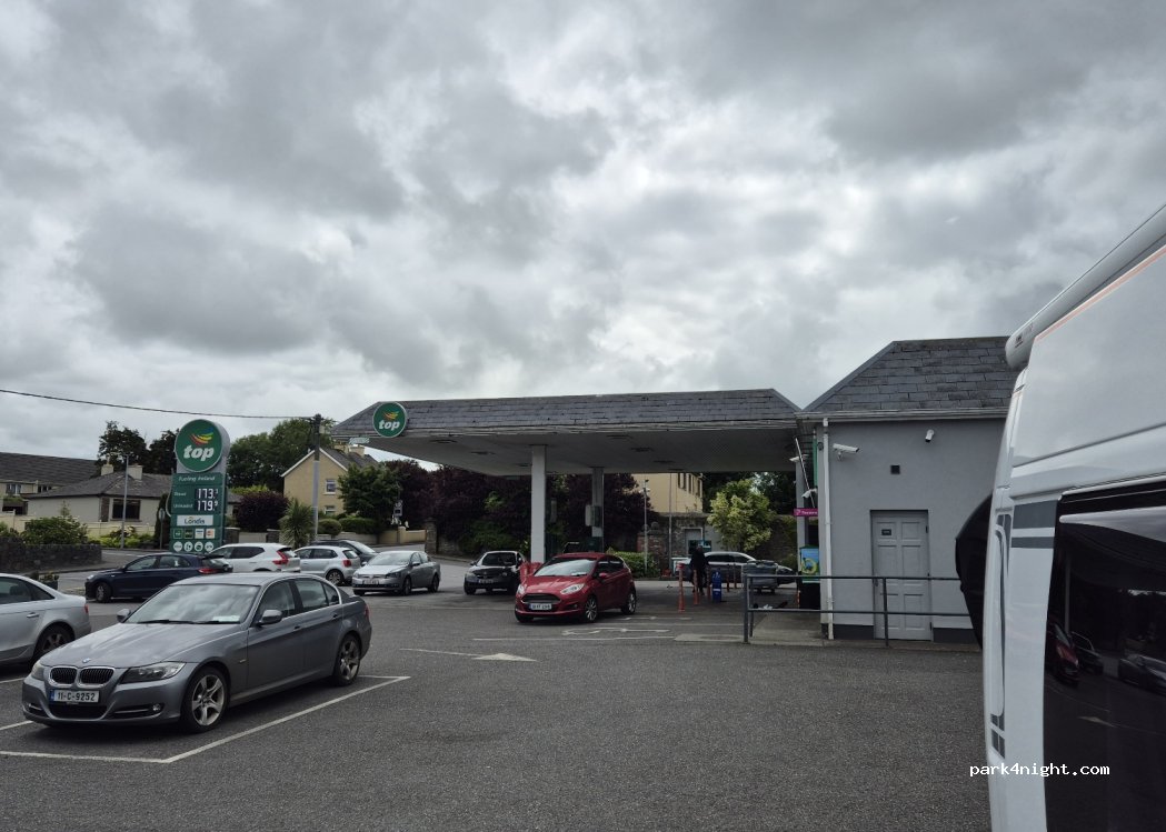 (V93 R8HT) Milltown - Church Street — foto 2