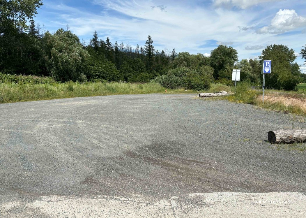 (04552) Neukieritzsch - Lobstadter Str — foto