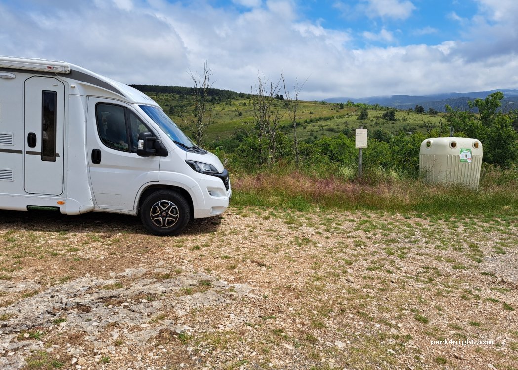 (48210) Gorges du Tarn Causses - Unnamed Road — foto