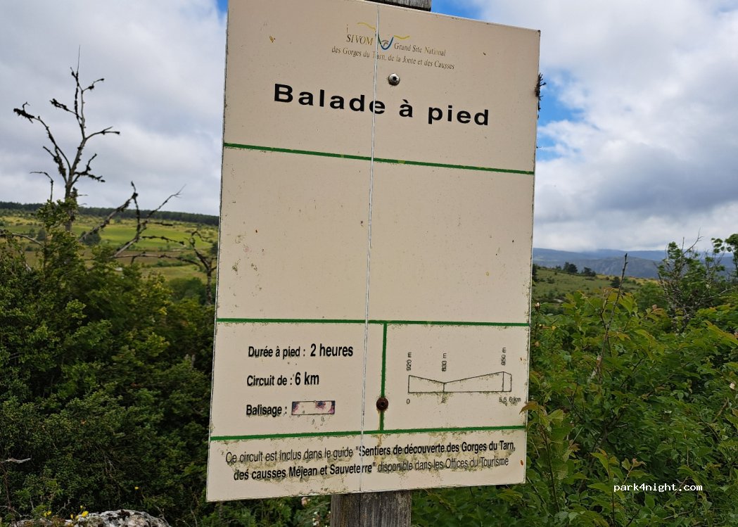 (48210) Gorges du Tarn Causses - Unnamed Road — foto 3