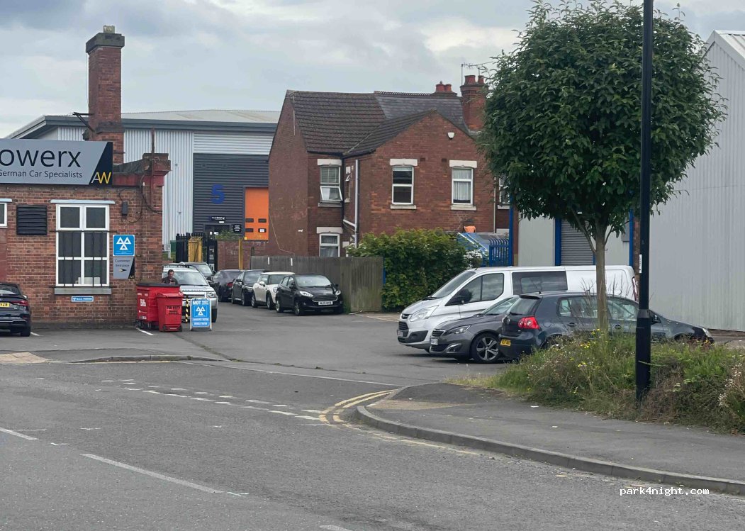 (CV6 5GN) Coventry - 14 The Stampings — foto