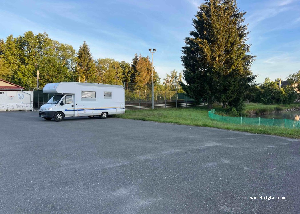 (339 01) Mochtín - Unnamed Road — foto 2