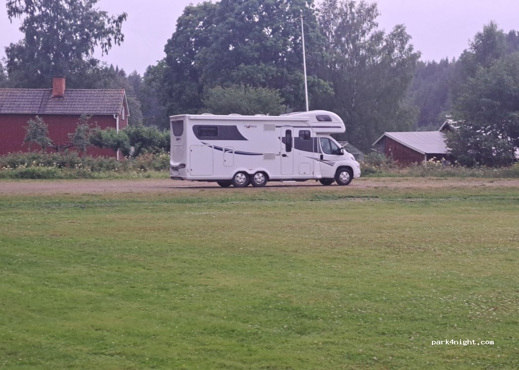 (776 92)  - 13 Malmgårdsvägen — foto 2