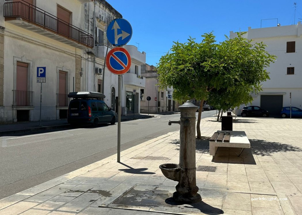 (73044) Galatone - 106 Viale XXIV Maggio — foto