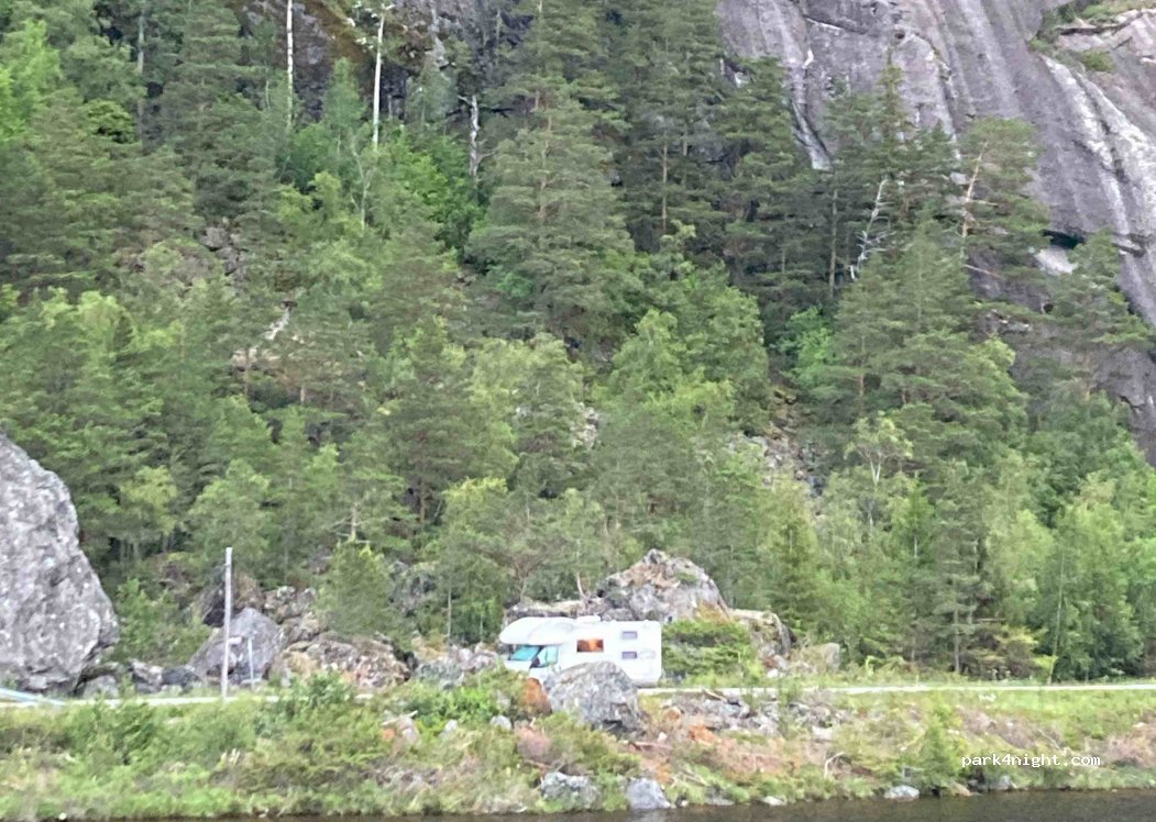 (4747) Valle - 3885 Setesdalsvegen — foto