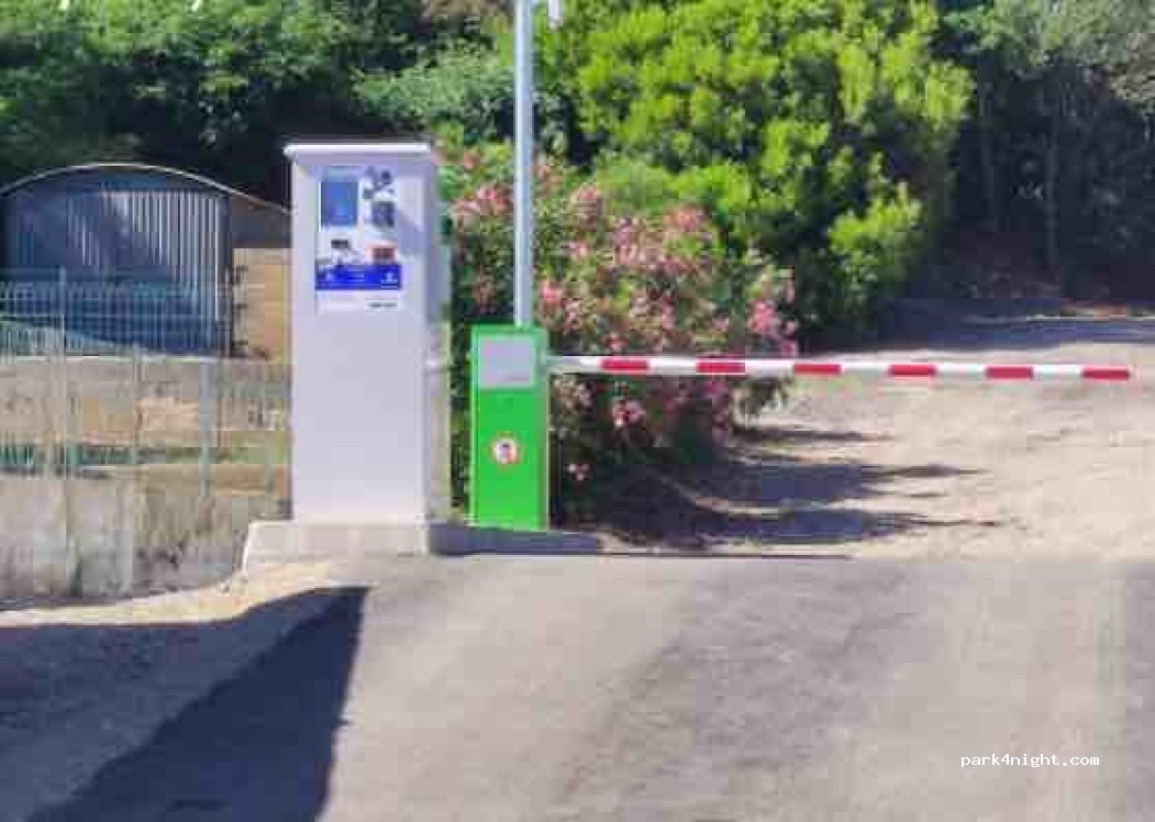(83980) Le Lavandou - 447 Avenue du Cap Nègre — foto 3