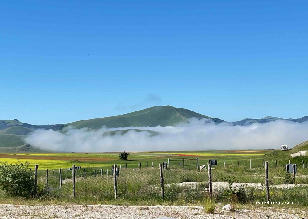 (06046) Castelluccio - Unnamed Road — foto 3