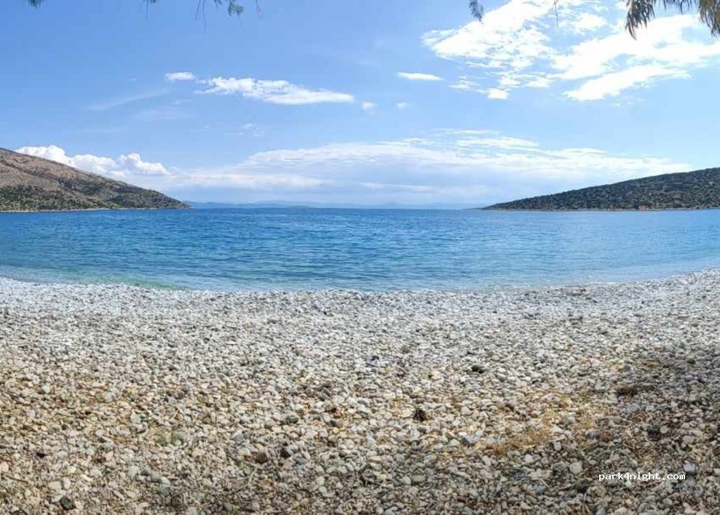 (320 10) Paralia - 17 Eparchiaki Odos Thivas-Paralia Sarantis — foto