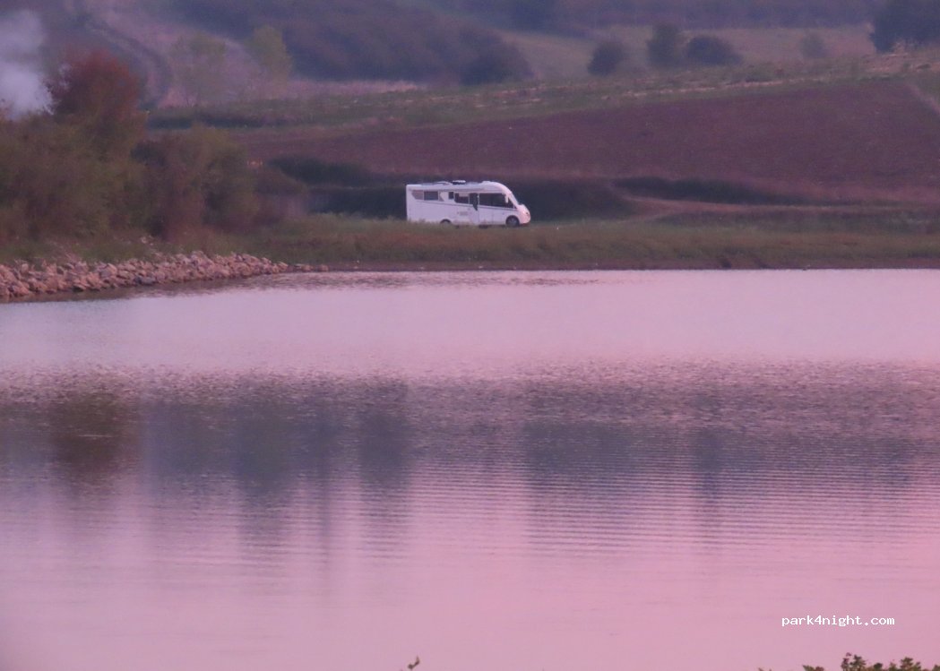 (54650) Kaynarca - Unnamed Road — foto 2