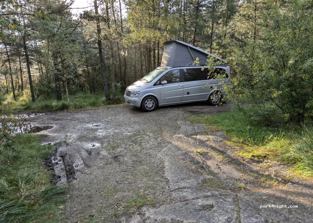 (4102) Idse - Unnamed Road — foto