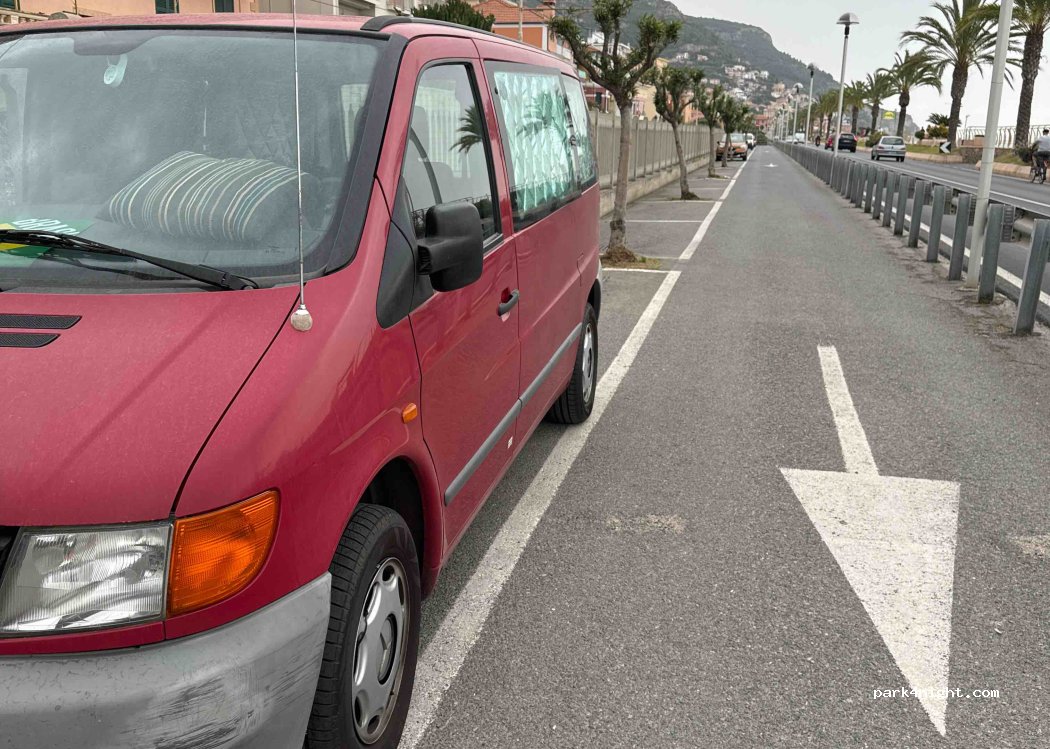 (17027) Pietra Ligure - 40 Viale Europa — foto