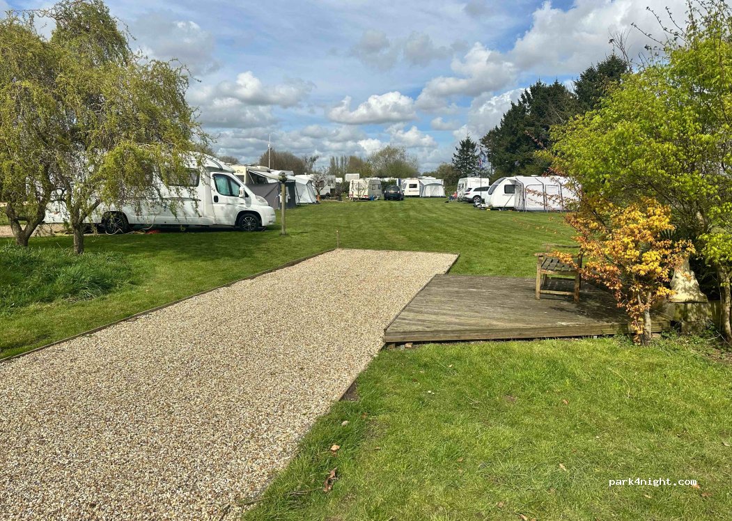 Bainside House Fishery & Campsite — foto