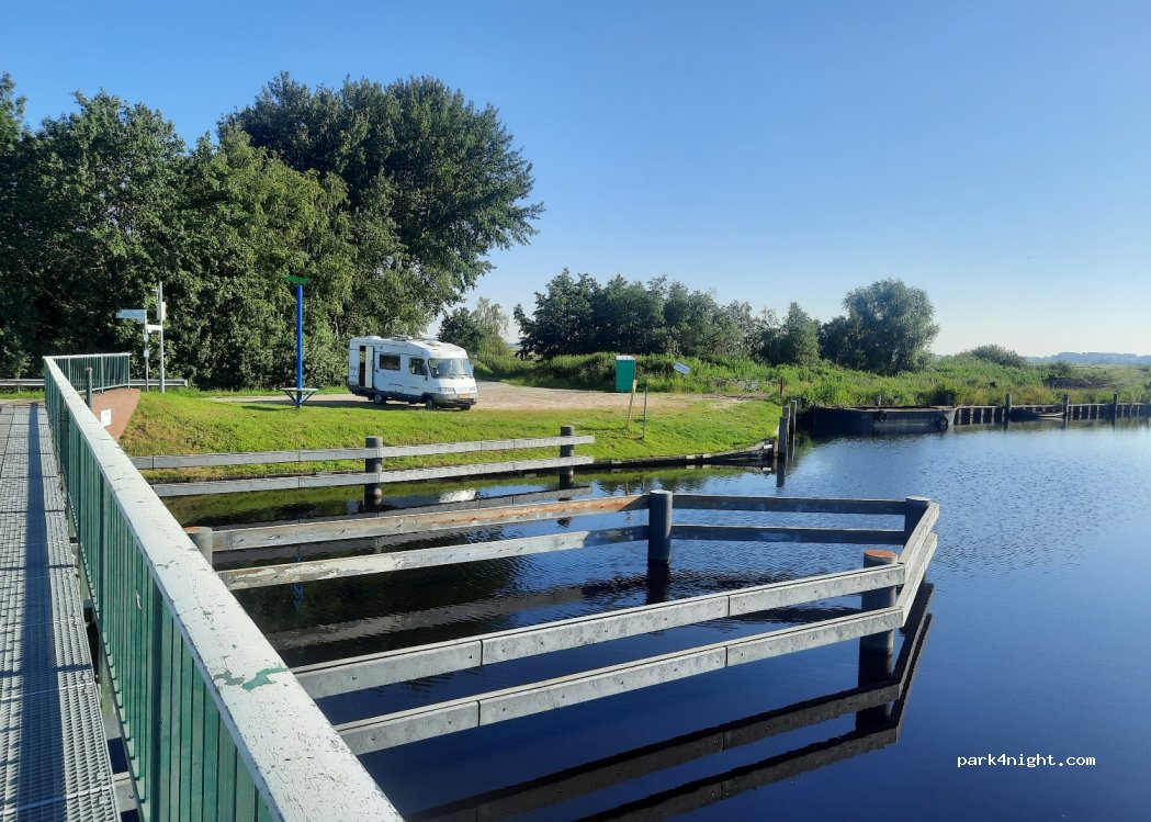 (26632) Ihlow - 5 Rosenstraße — foto