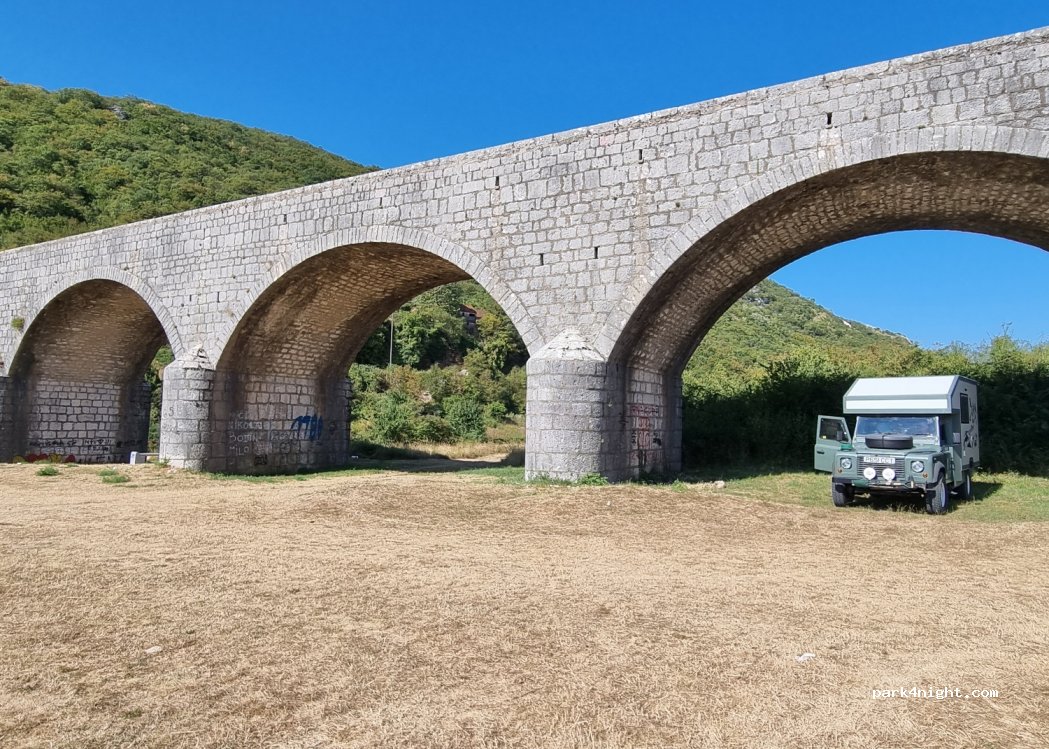 (PXJ6+54G) Niksic - — foto