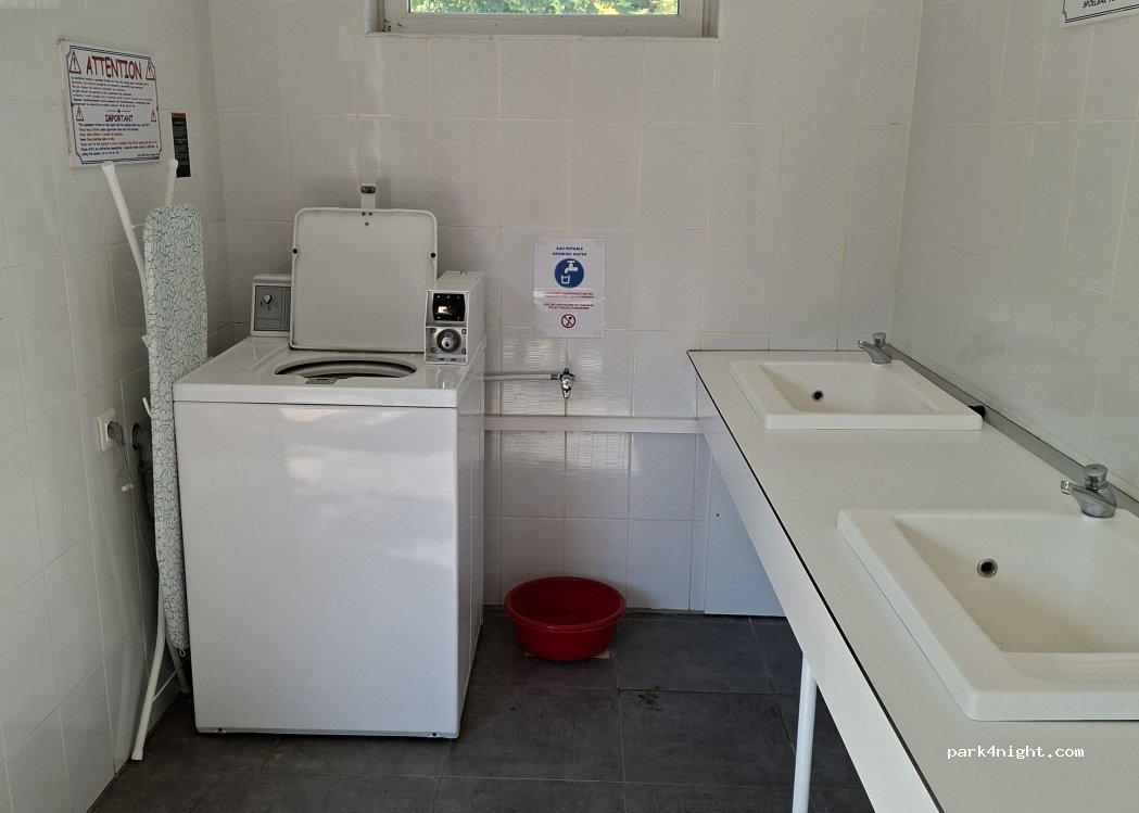 Camping Les Cigales — foto