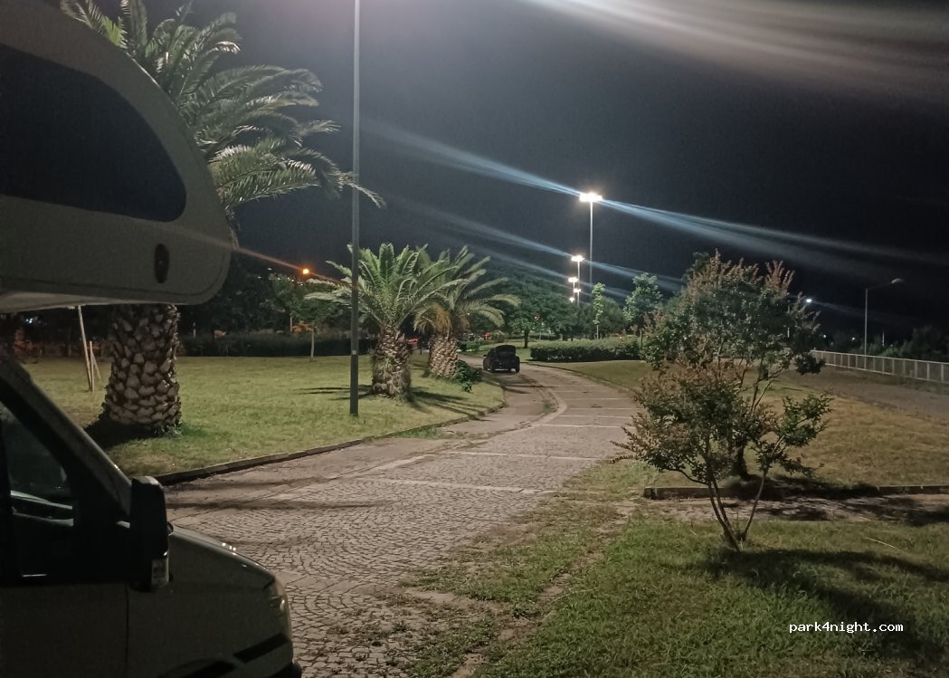 (61080) Ortahisar - — foto
