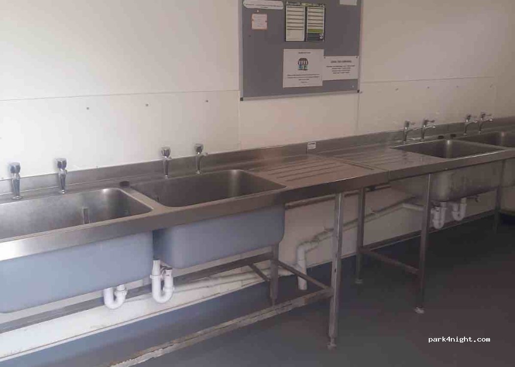 Westbrook Farm Touring Park & Caravan Storage — foto