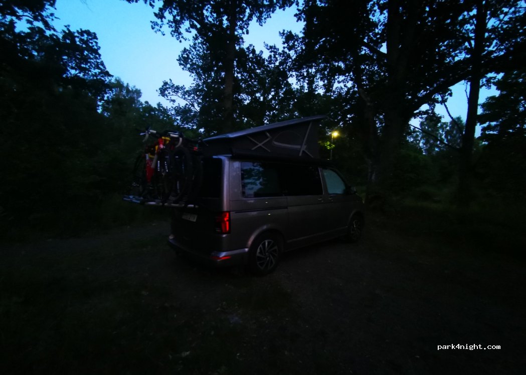 (593 44) Västervik - Unnamed road — foto 2