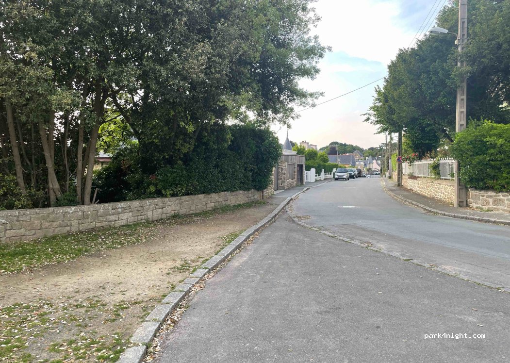 (35400) Saint-Malo - 52 Boulevard du Rosais — foto 2