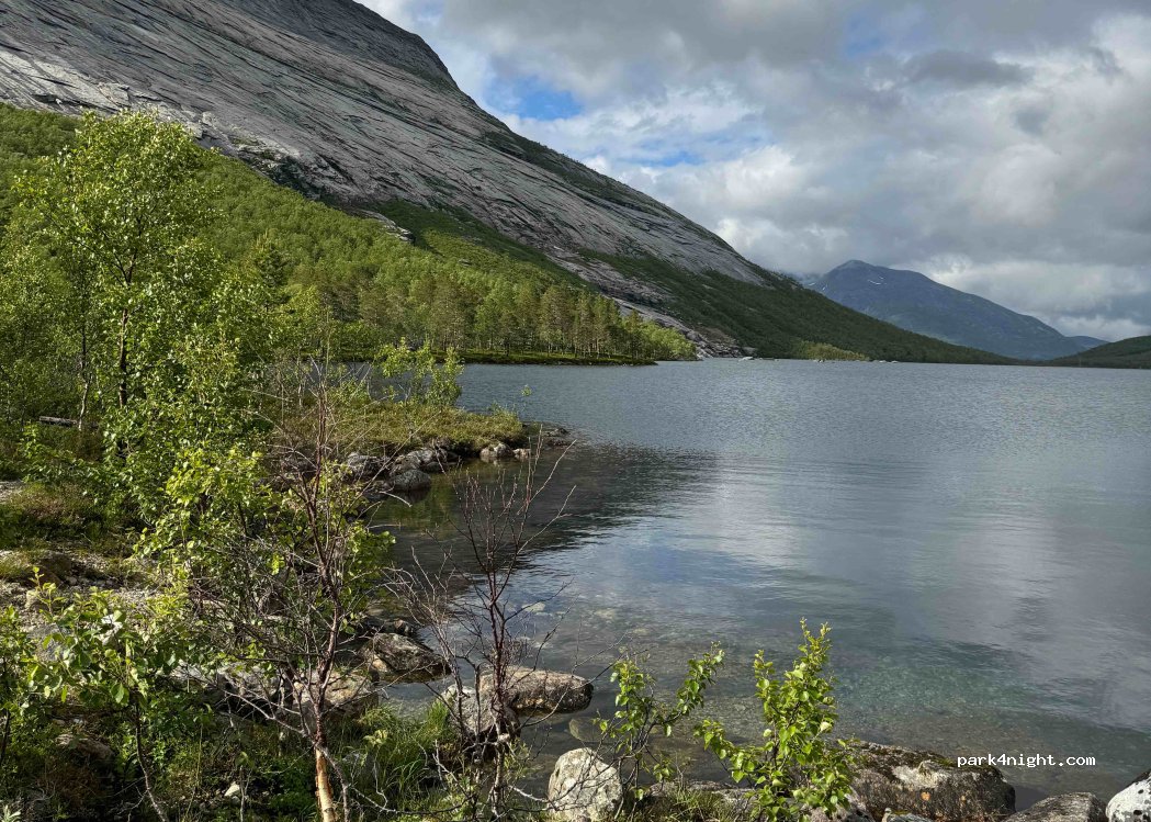 (8266) Mørsvikbotn - — foto