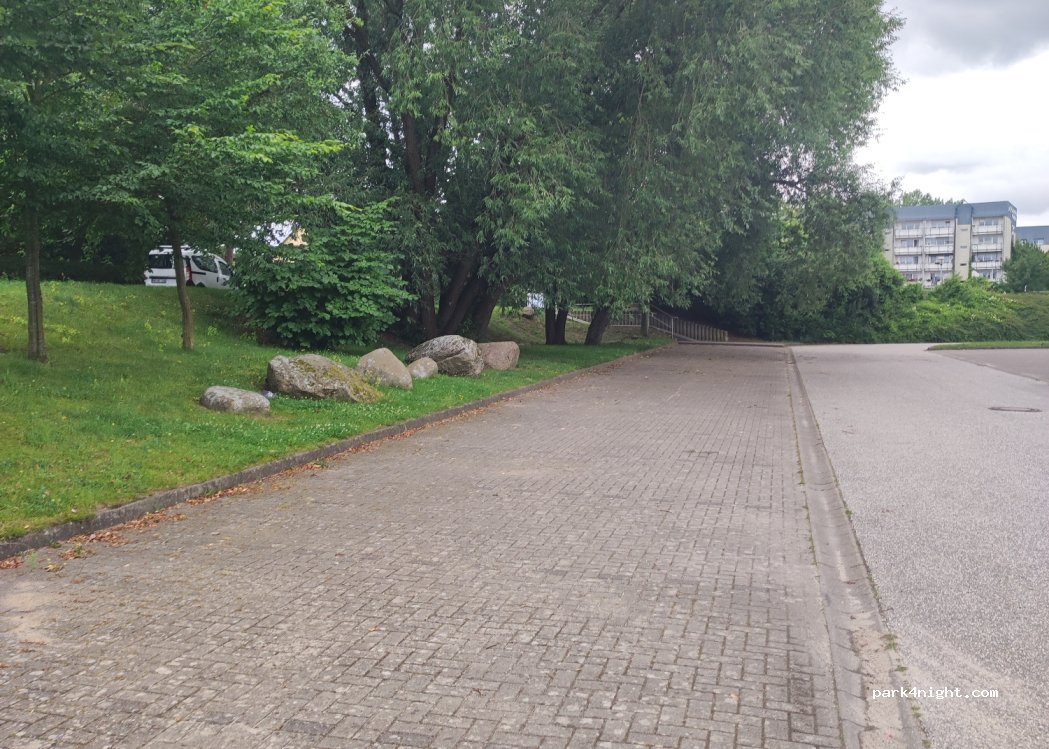 (17036) Neubrandenburg - 1 Wismutstraße — foto