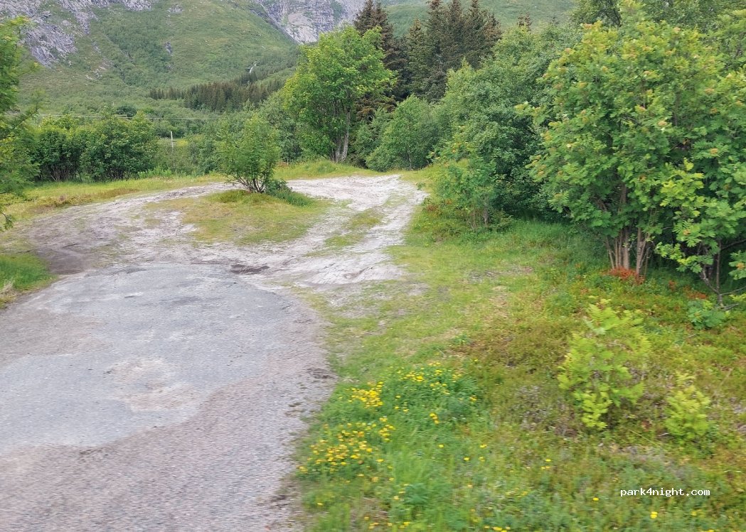(8300) Svolvær - 5 E10 — foto
