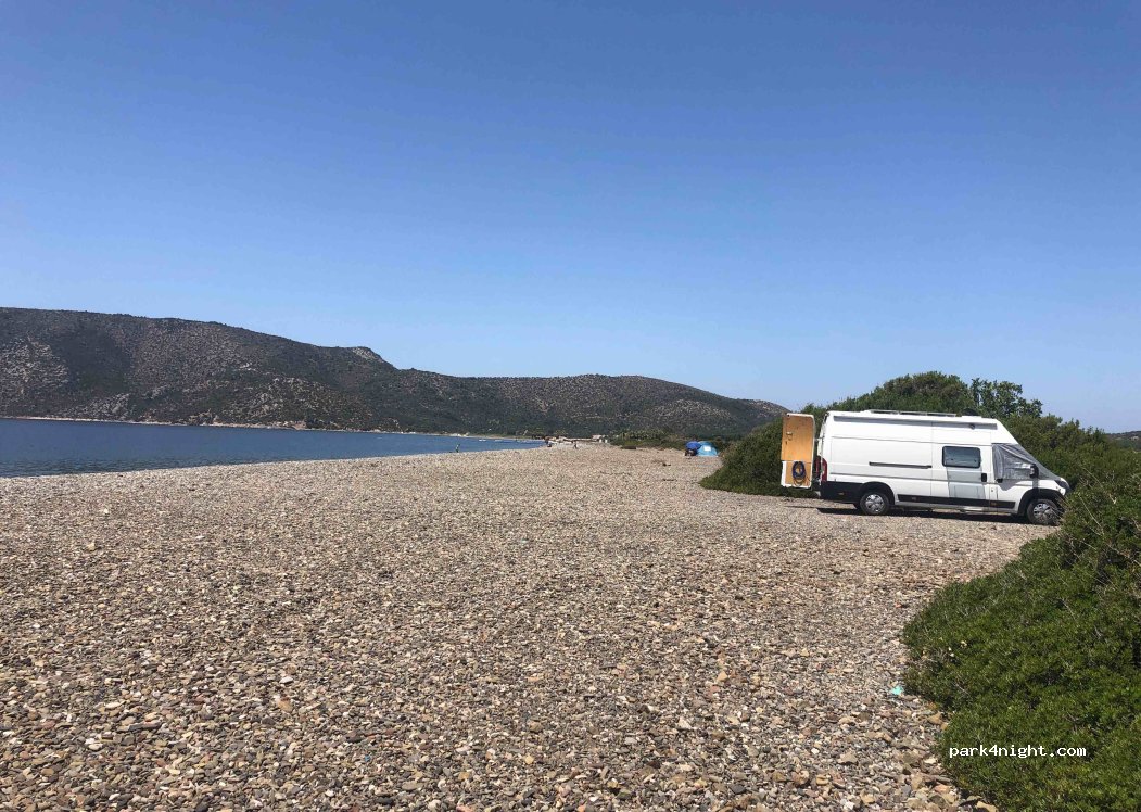 (35960) Küçükbahçe - — foto
