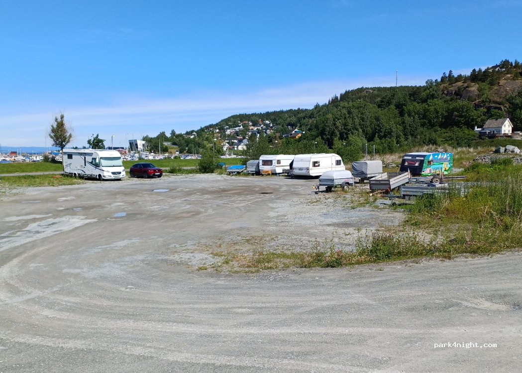 (7550) Hommelvik - 153 Havnevegen — foto
