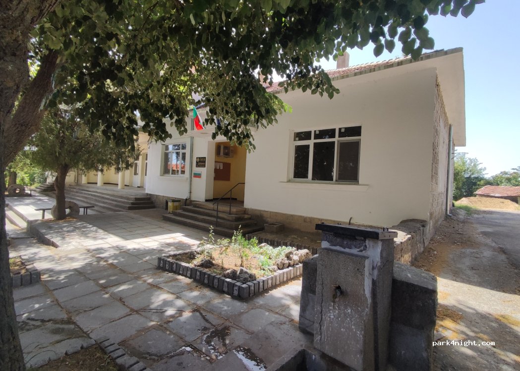 (9216) Dobrina - Unnamed Road — foto 3