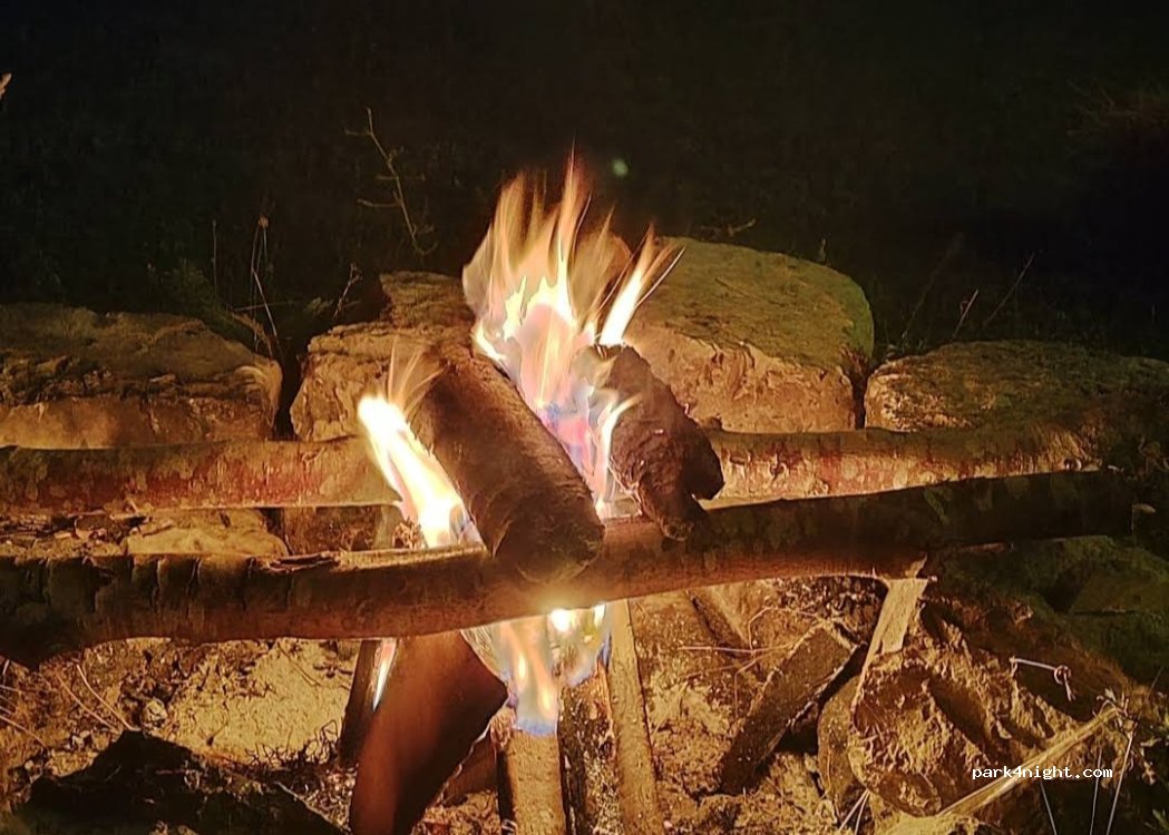Camping/Cabina/Restorant Tradicional/Bus/Taksi-Theth — foto 2