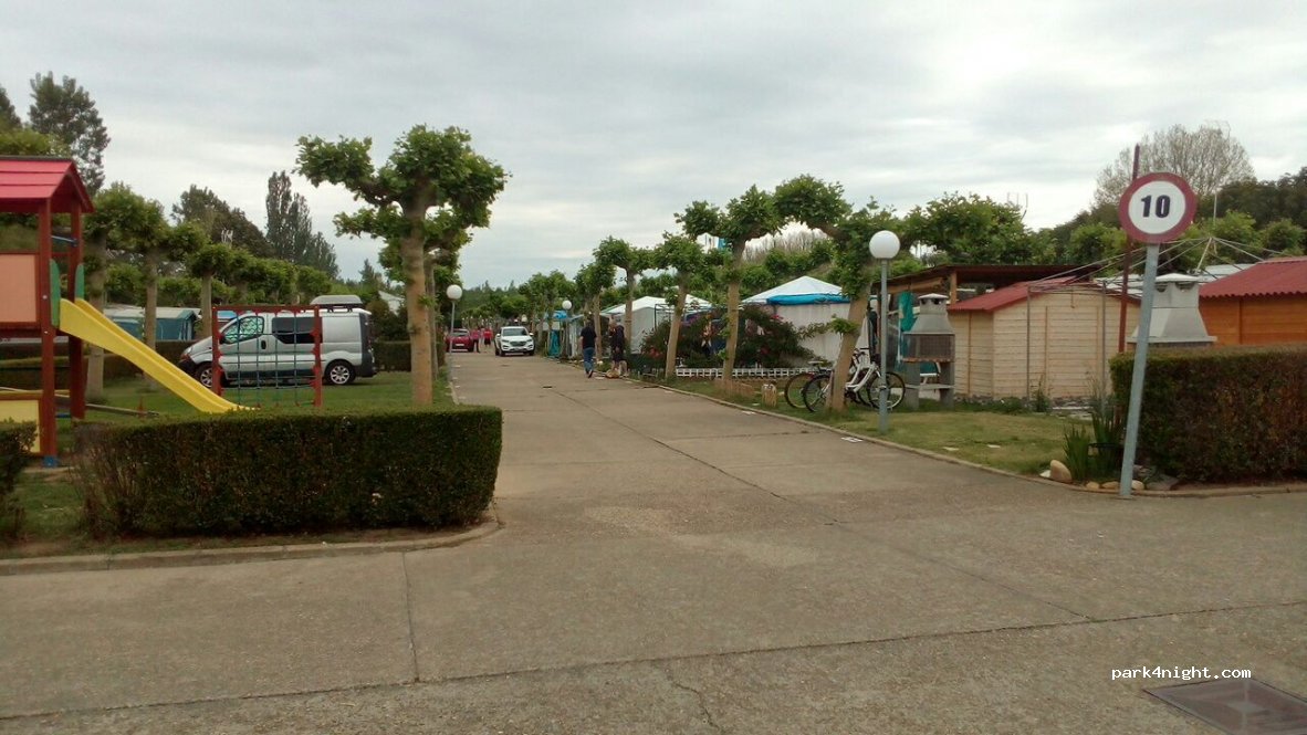 Camping D Suero De Quiñones — foto 3