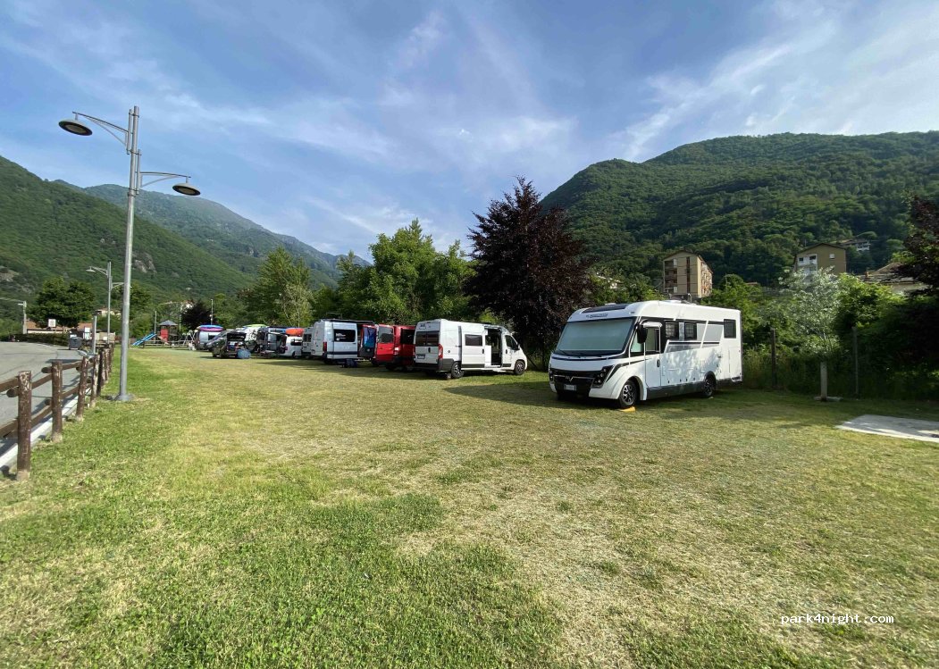 Area Sosta Camper - Pont Canavese — foto 5