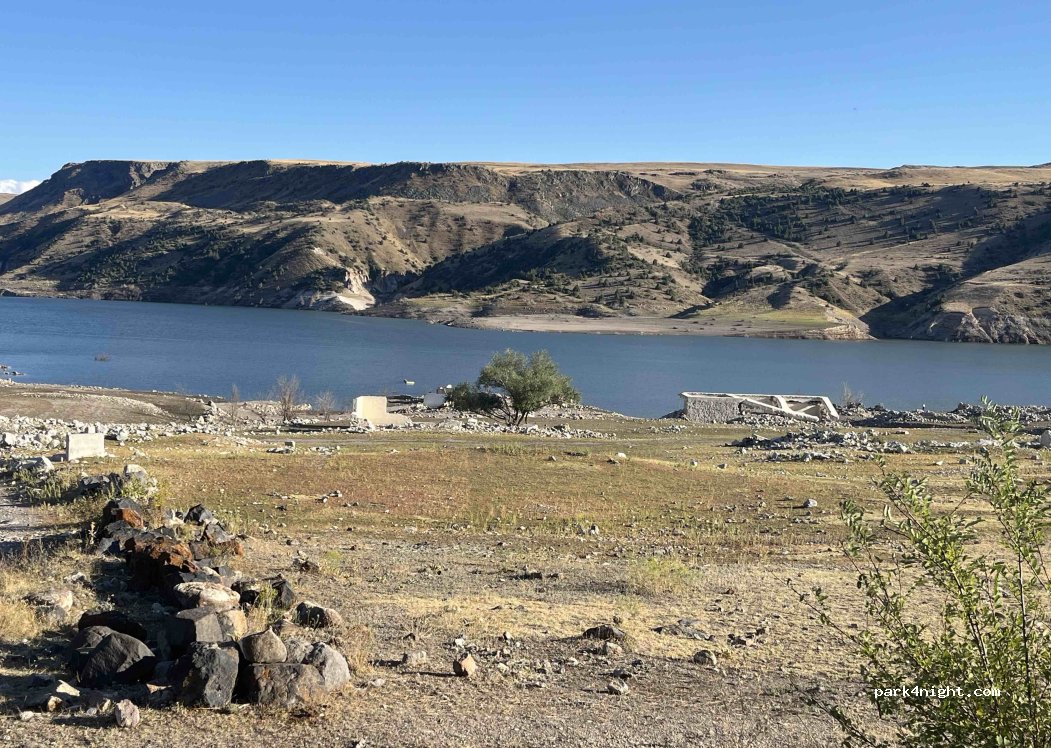 (36502) Karakurt - Unnamed Road — foto