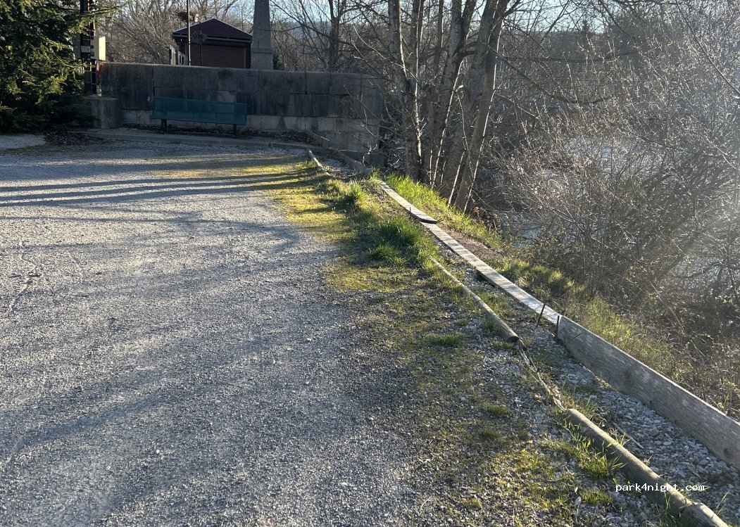 (05140) Aspremont - 51 Rue du Reclus — foto 4