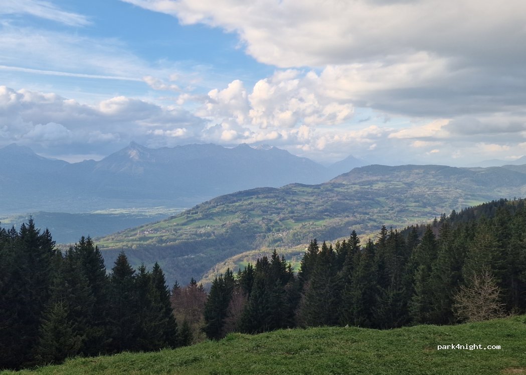 (73110) Presle - Unnamed Road — foto 3