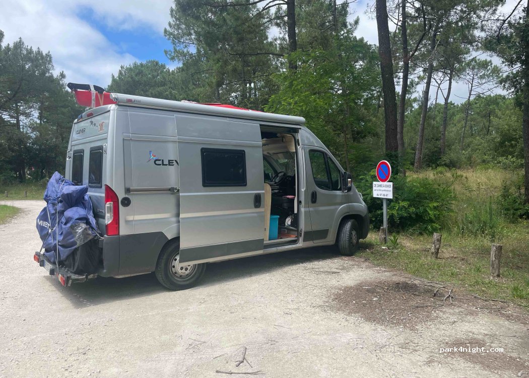 (17570) Les Mathes - 183 Route du Phare de la Coubre — foto