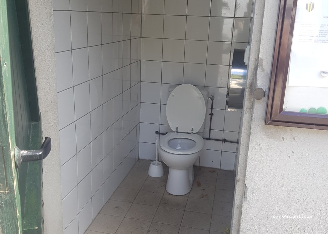 (11380) Roquefère - 1 Rue du Château — foto