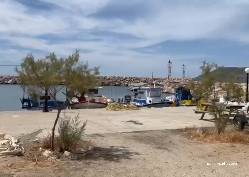 (821 02) Chios - Unnamed Road — foto 3