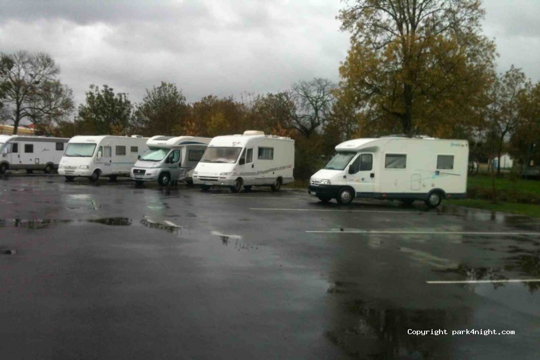 (17600) Saujon - 7011 Route des Écluses — foto 2