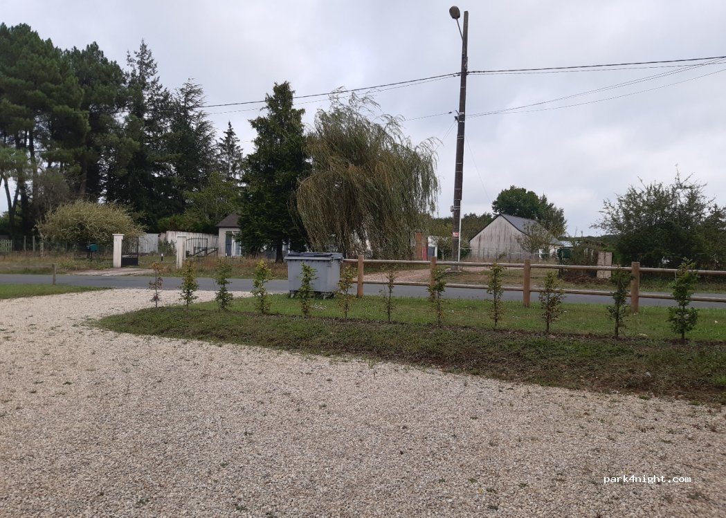 (37130) Mazières-de-Touraine - 2 Rue du Stade — foto 2